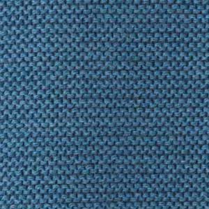 Nahaufnahme eines disana Strickstoffs aus Bio-Merinowolle in der Farbe Taubenblau mit charakteristischem Links-Linksstrick